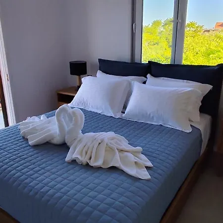 Διαμέρισμα Ionian Breeze Luxury Apartments-myrtos *